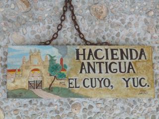 Hacienda Antigua Villa, 50m from sandy Beach - El Cuyo - 3