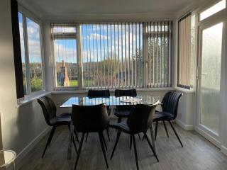 Meadow House - Stamford - 7