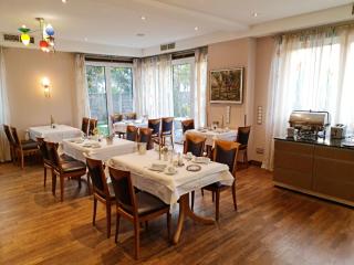 Hotel Restaurant Felix - Bensheim - 3