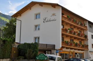 Gästehaus Pension Edelweiss - Kolsass - 0