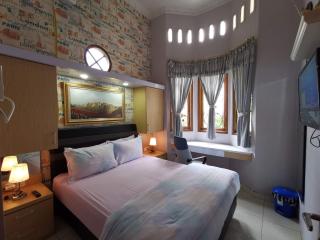 Nariska Suite Homestay - 4
