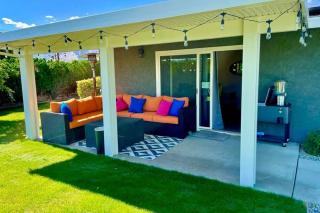 Newly remodeled - Oasis backyard - Palm Springs - 7