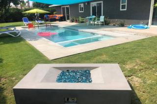 Newly remodeled - Oasis backyard - Palm Springs - 8