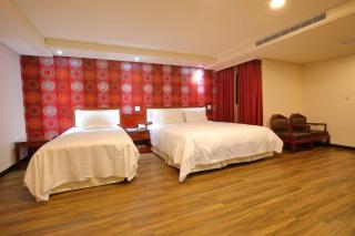 Chuan Fu Hotel - Fengyuan - 1