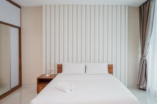 Chic and Strategic Studio Brooklyn Alam Sutera Apartment By Travelio - 9