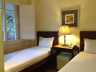 Charming La Casita Mercedes, 5Br and 5TB for Family and Friends Staycation- Read Listing Info - Manila - 3