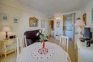 IMMOGROOM- Sea view - Center- AC- Front of the beaches - Cannes - 2