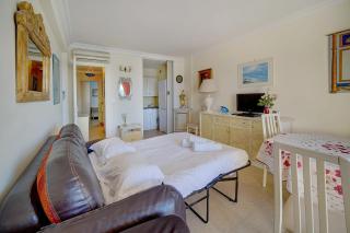 IMMOGROOM- Sea view - Center- AC- Front of the beaches - Cannes - 4