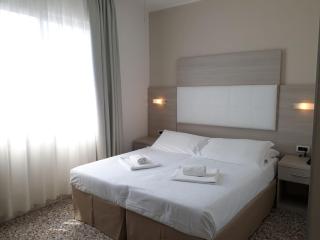 Hotel Atenea Golden Star - Caorle - 2