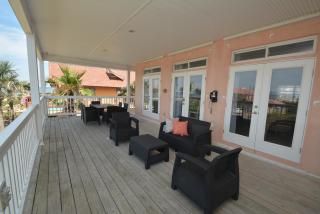 Just Beachy A Luxury Retreat Sleeps 12 3 Levels with Elevator- Perfect for 1-3 Families Travelin - 3