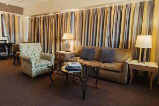 Stamford Suites - 7