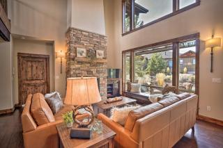 Modern Eagle Crest Escape with Patio and 2 Balconies! - 6