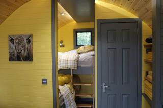 Glampods Glamping Pod - meet Highland Cows and Sheep Elgin - 8