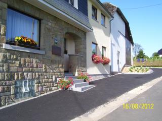 Haus Neuville in Medendorf, ruhige Lage - Büllingen - 7