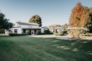 The Village Lodge - Stormsrivier - 1
