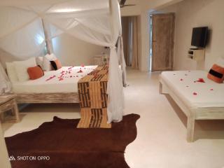 The Villa Luxury Suites Hotel - Diani Beach - 5