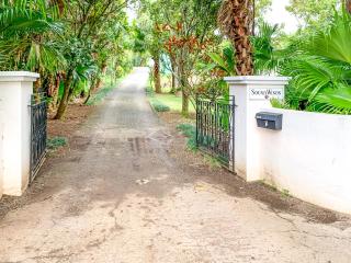 Sound Winds private oceanfront estate with private tennis court & swim dock Property overview - Harrington Hundreds - 4