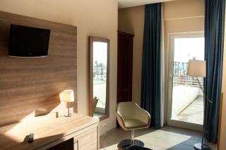 Hotel Mediterraneo - 4