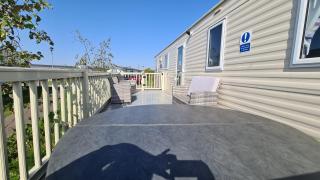 Luxury 2019 8 berth Caravan with Hot Tub @ Tattershall Lakes - Tattershall - 0