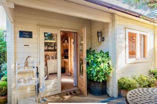 Duck Lodge B&B with Hot Tub - Pyecombe - 5