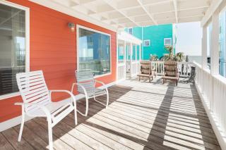 1709 E Ashley Bacon in the sun - Folly Beach - 5