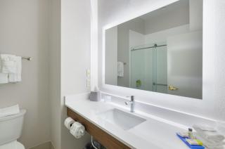 Holiday Inn Express Hotel & Suites Weston by IHG - Weston - 2