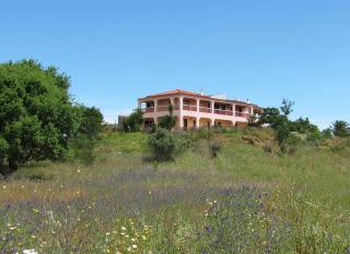 Vivenda os Silvas - Lagos - 8