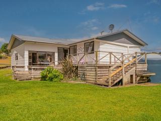 Key to Whangapoua - Whangapoua Holiday Home - Whangapoua - 0