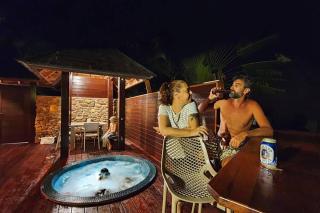 Luxurious Tropical Moorea Villa - Papetoai - 2