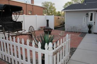 The Carriage House - 9