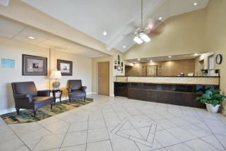 Best Western PLUS Tulsa Inn & Suites - 7