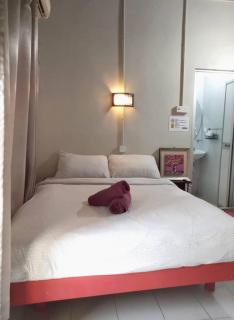 Birdnest Guesthouse, Gaia Rooftop Cafe - 7