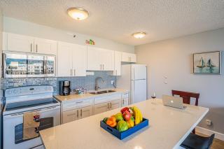 Free Parking, WiFi, AC, Comfy Beds, and Great View - Honolulu - 9