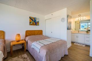 FLASH DEALS, Free Parking, WiFi, AC, Comfy Beds, and Great View - 2