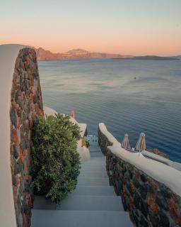 Pezoules of Oia - Oia - 2