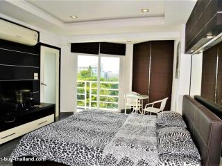 Jacuzzi beach front apartment with Sea view Jomtien beach condo S1 - Jomtien Beach - 4