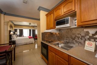 Baker's Suites - Simpson Bay - 5