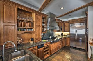 Luxurious Ski-InandSki-Out Telluride Mountain Escape - Telluride - 1
