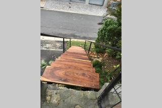 Roomy, quiet flatlet at the top of Camps Bay - 9