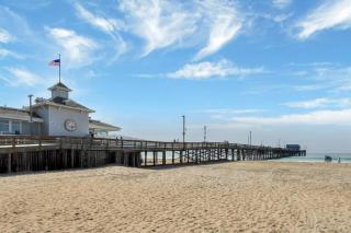 1000#4 Modern Beach Home, Steps from Sand w/AC! - Newport Beach - 1
