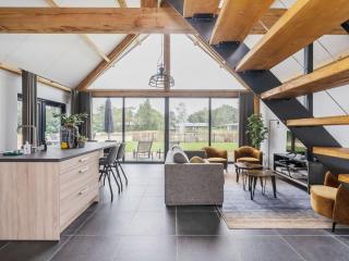 Charming Chalet in Austria with Pond View - Baarle-Nassau - 5