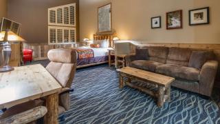 Best Western Plus Battleground Inn & Suites - Battle Ground - 4