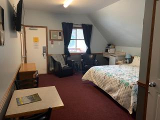 Peaks Lodge - 1