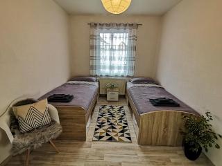 Ferienwohnung am Lerchenberg - Dankmarshausen - 8
