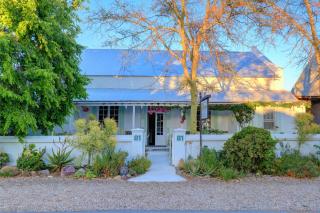 81 on Church Guest House - Prince Albert - 0