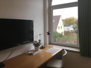Ferienhaus Us lütt Hus und das Zimmer Linde im Haupthaus - Oldenburg - 2