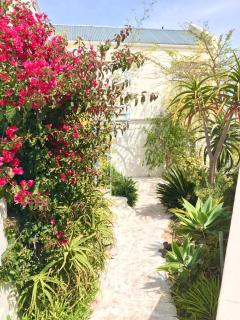 PERFECT 10 - 10 to 13 Sleeper Luxury Holiday Home Breakage Deposit of R2500 per Weekend Lease - Langebaan - 6