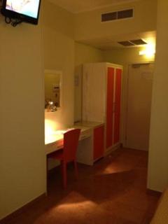 Hotel Cristal Eboli - 4