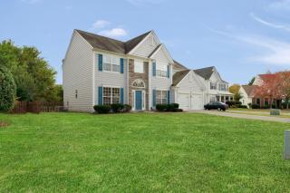 Spectacular Singe-Family Home with Pool & Amenities - Charlotte - 9