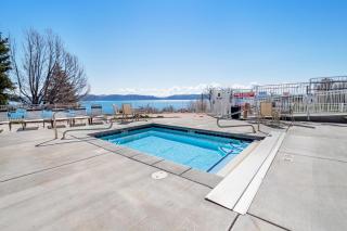 Tennis Court Condo - Garden City - 4